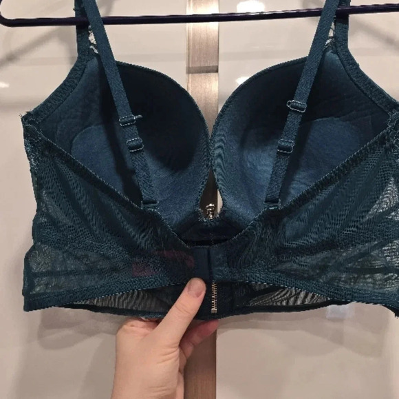 COPY - La SENZA Teal Lace Trim Bra - Picture 4 of 4